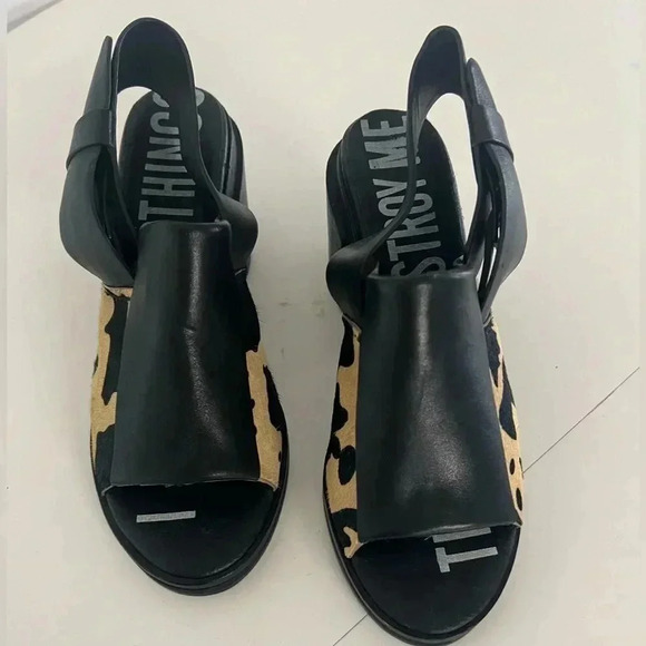 I Desire The Things That Will Destroy Me Chai Ankle Strap Black Leather Sandals - Picture 1 of 13